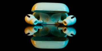 Don’t buy an Airpods 2 now!