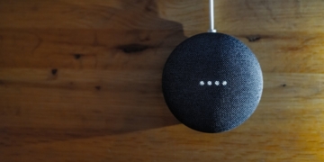 Google confirms a widespread bug is affecting smart light controls