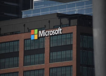 Microsoft pushes for AGI-proof deal with OpenAI