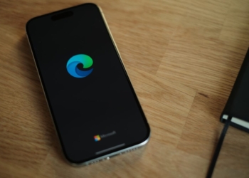 Edge’s new Copilot mode watches you browse