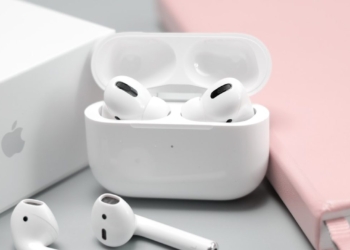 Apple is finally fixing the most annoying thing about AirPods
