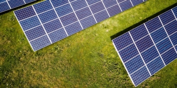 The story behind the new 10.44% efficient solar cell design