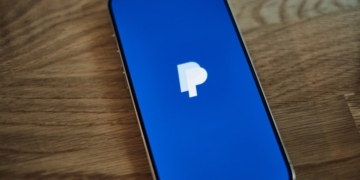 PayPal’s AI now blocks scams before you click