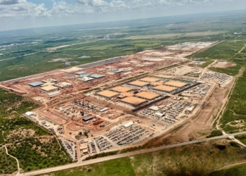 SoftBank buys Foxconn Lordstown plant for Stargate AI servers