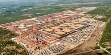 SoftBank buys Foxconn Lordstown plant for Stargate AI servers