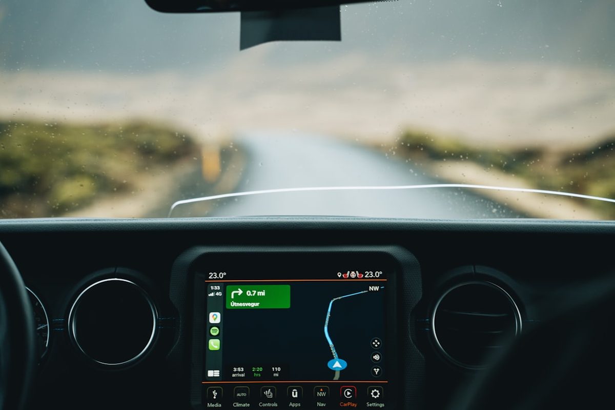 CarPlay will finally play videos with iOS 26
