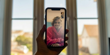 iOS 26 FaceTime adds Live Translation across languages