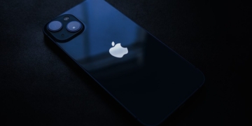 Foldable iPhone to feature Touch ID and Apple C2 modem