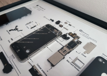 Apple iPhone 20 to feature curved glass design