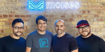 Moises AI Studio turns riffs into full band arrangements