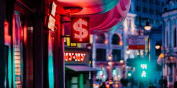 How to get the best exchange rate when transferring money to Latin America