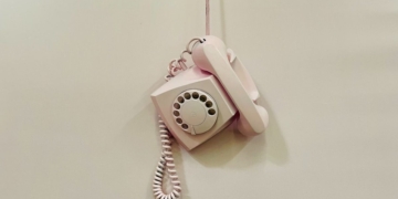 Sophos: AI deepfakes hit 62% of firms last year