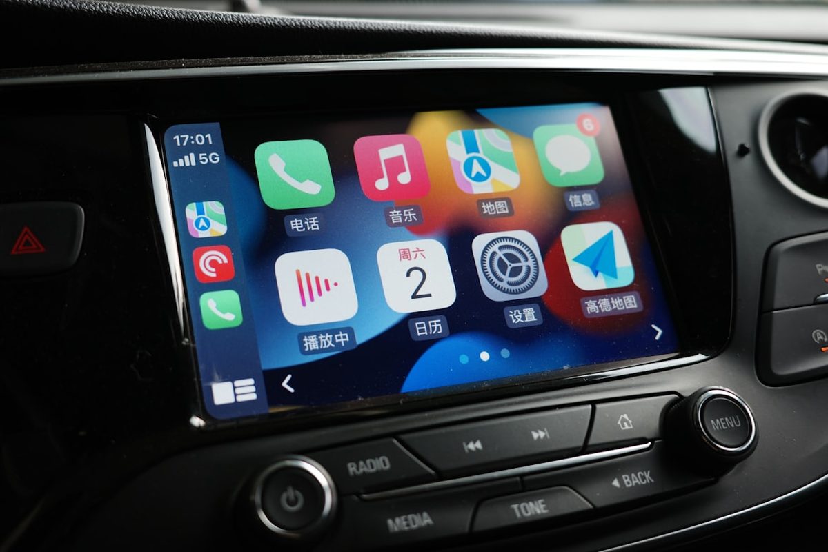 La vulnérabilité d’Apple Carplay laisse les véhicules exposés en raison de l’adoption lente des patchs