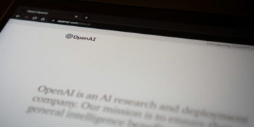 OpenAI acquires Statsig for .1B and assign Vijaye Raji as the new CTO