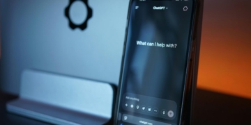 OpenAI enhances ChatGPT with full Projects access and new branching feature