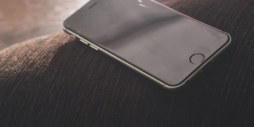 UK Home Office seeks full Apple iCloud data access