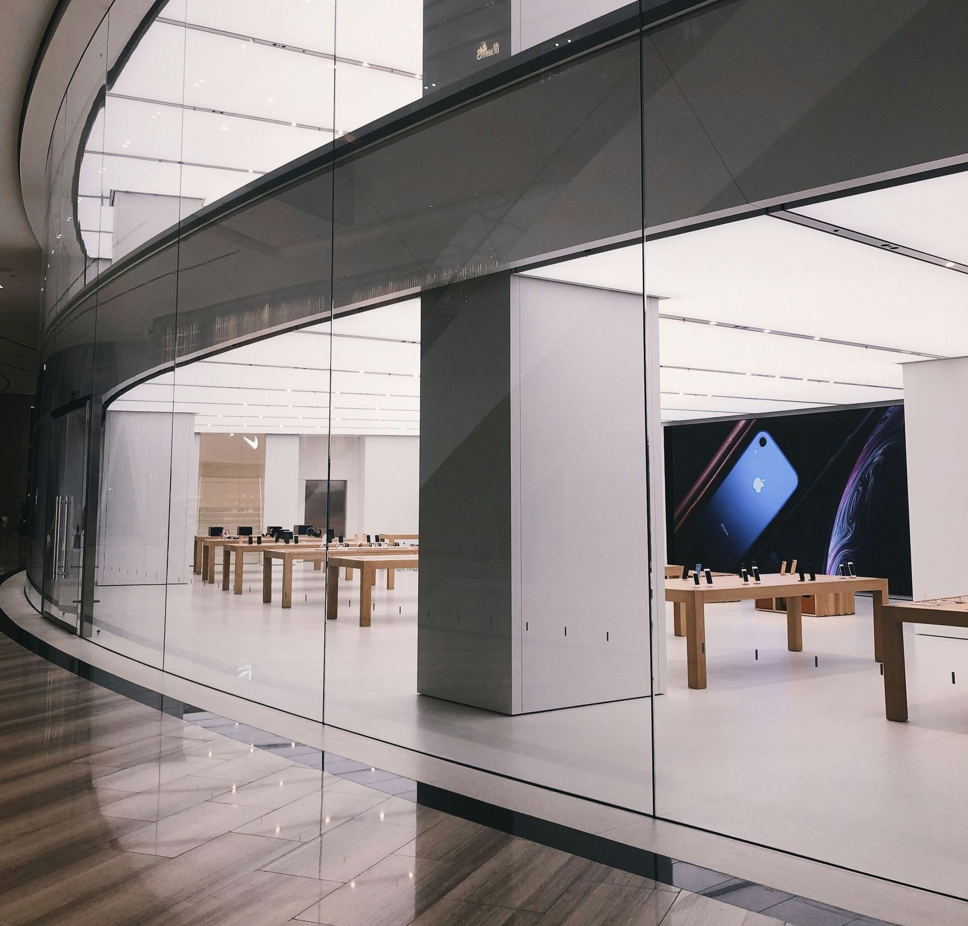 Apple’s Asa AI chatbot trains retail staff