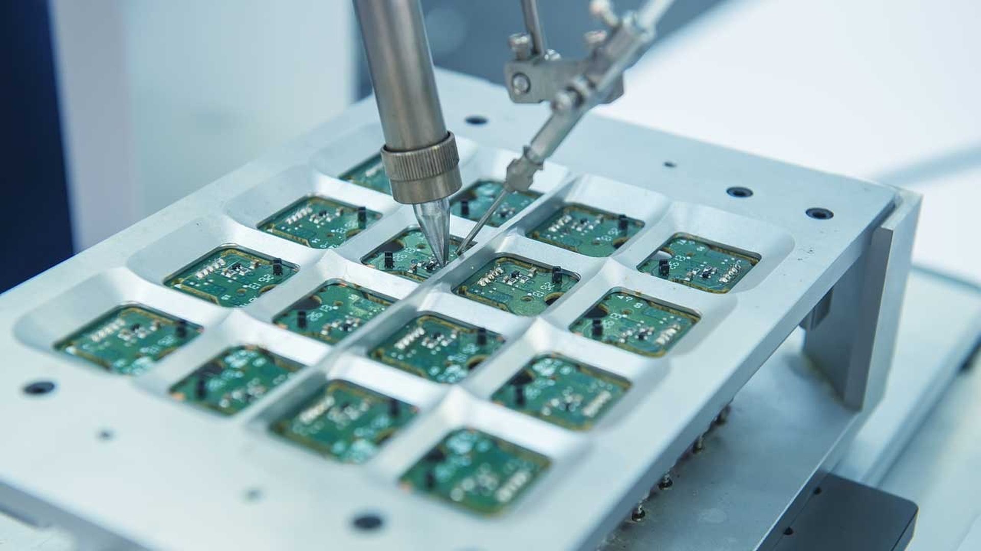 Huawei aims to surpass 6 billion revenue in 2025, fueled by 5G chip growth and massive R&D