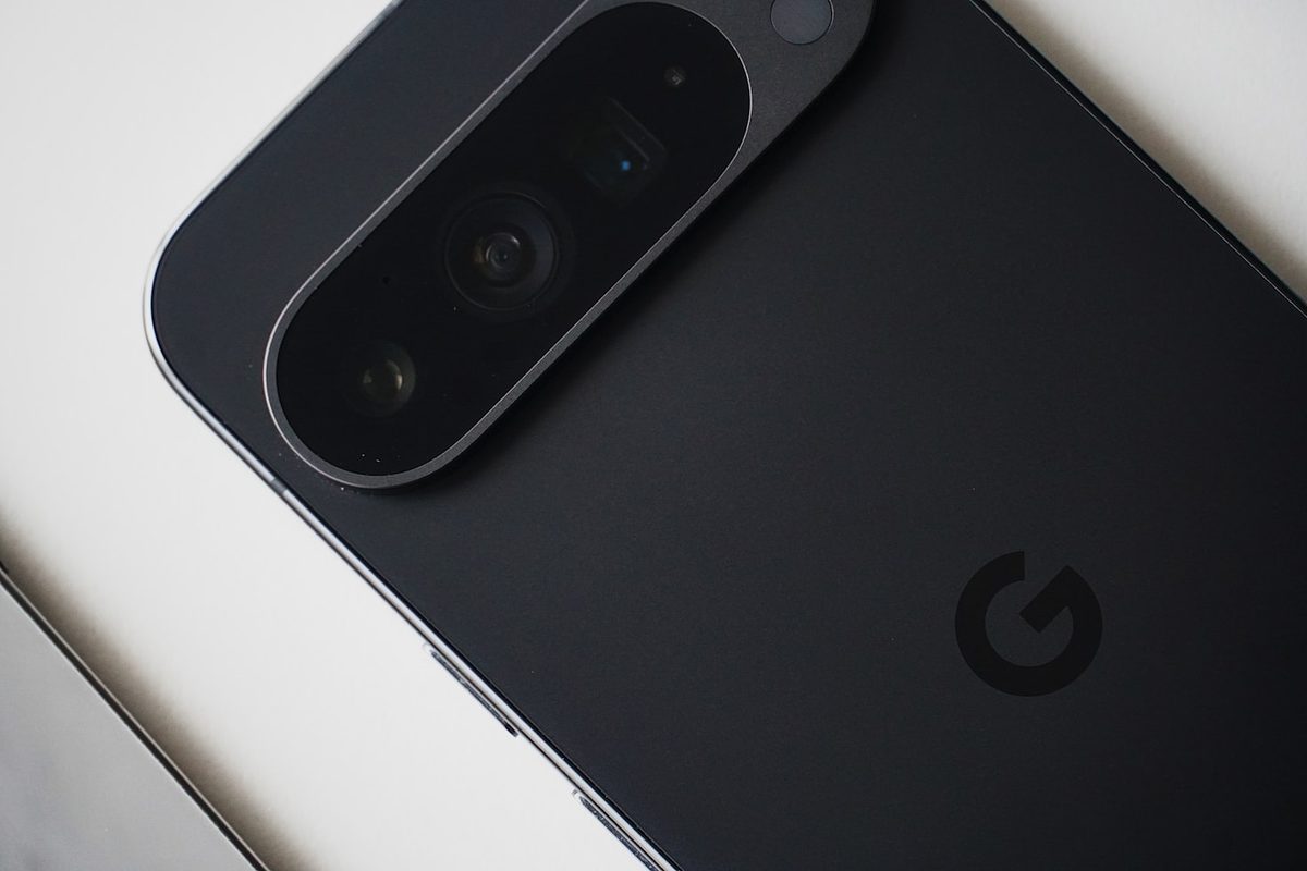 Pixel 7 et Pixel 10 reçoivent une mise à jour surprise d’octobre Pixel 7 et Pixel 10 reçoivent une mise à jour surprise d’octobre