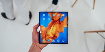 Huawei: Quad-foldable phone is possible in 2026