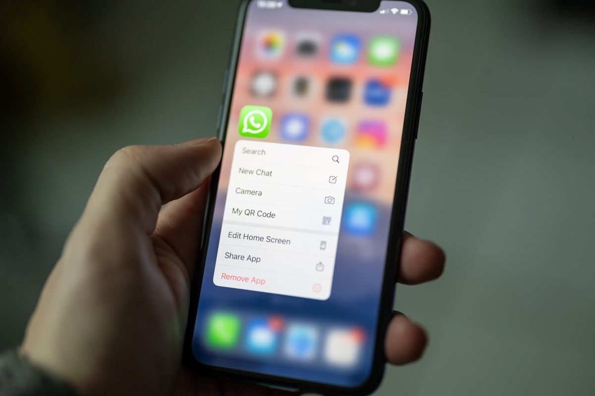 New WhatsApp interface is appearing for a select few on iOS