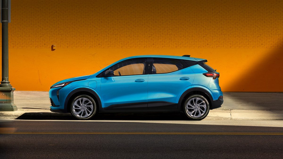 La nouvelle Chevrolet Bolt est un véhicule électrique à moins de 30 000 $ qui ne semble pas bon marché