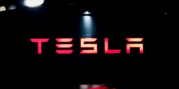 Tesla’s new AI5 chip promises 40x the performance of its predecessor