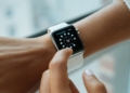 OnePlus to let Apple Watch users pair with Android phones via OHealth OnePlus to let Apple Watch users pair with Android phones via OHealth