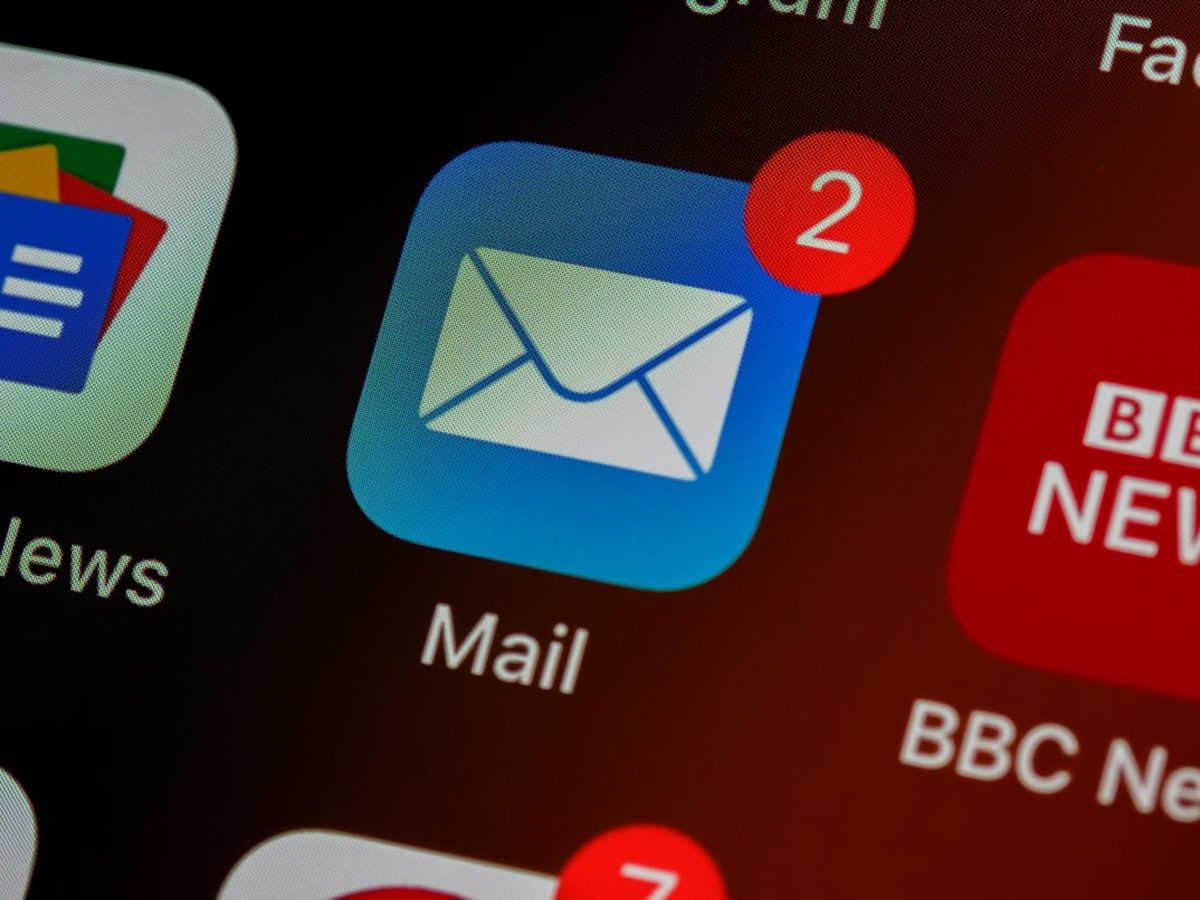 Le PDG de LinkedIn, Roslansky Admids, utilise l’IA pour rédiger presque tous les e-mails