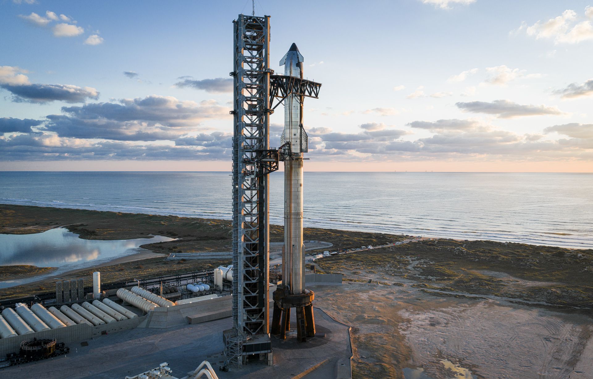 Watch 11th SpaceX Starship test flight today live