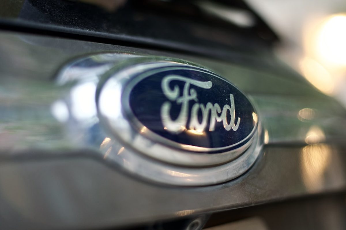 Amazon Autos ahora incluirá los modelos usados ​​certificados de Ford