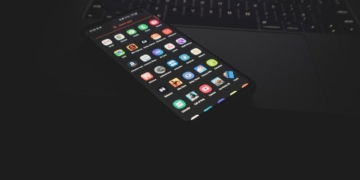 Play Store listings will soon show which apps kill your phone battery