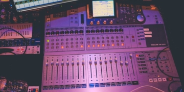 Suno buys Songkick in Warner Music Group settlement deal