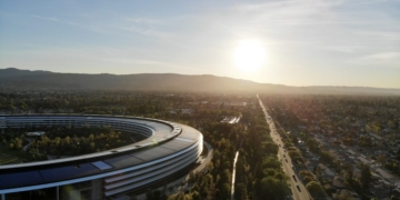 Apple lays off dozens in sales team