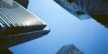 Expert perspective: How to validate a niche market in tech before you build