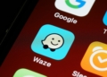 Waze tests traffic light indicators on maps Waze tests traffic light indicators on maps