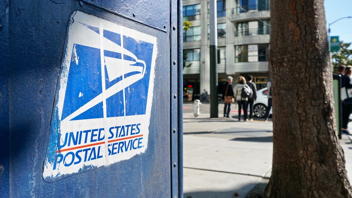 Amazon envisage de créer un réseau rival alors que les négociations sur le contrat USPS sont au point mort Amazon envisage de créer un réseau rival alors que les négociations sur le contrat USPS sont au point mort