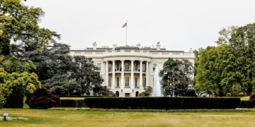 Trump signs executive order limiting state AI laws