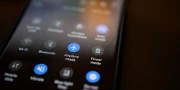 Huawei’s Mate 80 series enables offline calls in airplane mode