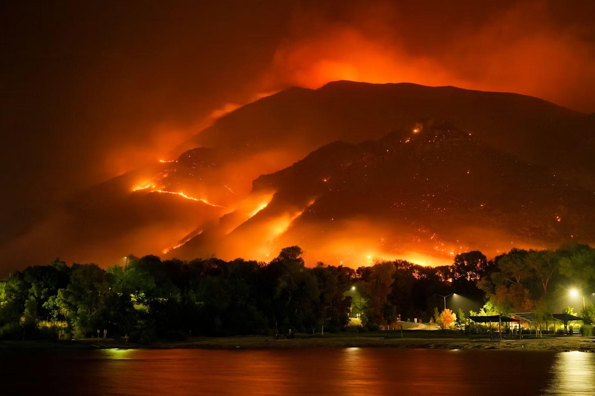 Simple ways to prepare your home for wildfire risks