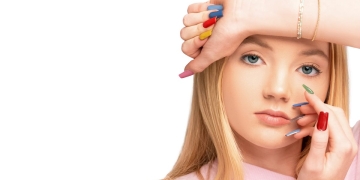 iPolish unveils color-changing smart nails at CES 2026