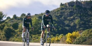 Google Maps adds hands-free Gemini for walking and cycling