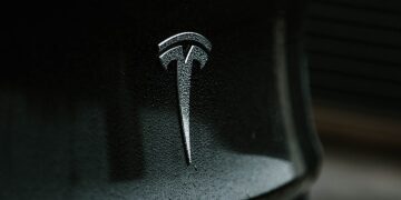 Tesla restarts Dojo3 supercomputer project as AI5 chip stabilizes