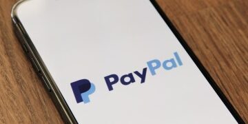 PayPal names Enrique Lores CEO to accelerate AI commerce