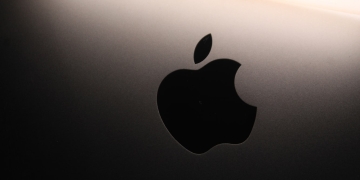 Russian-linked hackers weaponize leaked DarkSword against iPhones