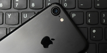 Apple issues patch for iPhones to combat DarkSword spyware