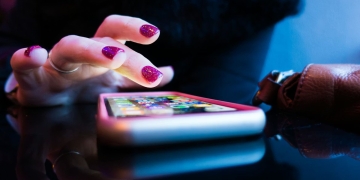 Researchers warn ad exposure reveals sensitive personal attributes