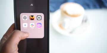 Image models are driving AI app downloads