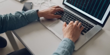 The real-time data integration imperative: Why batch processing is costing enterprises more than they realize