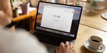 Generative search: Should you kick the keyword to the curb?